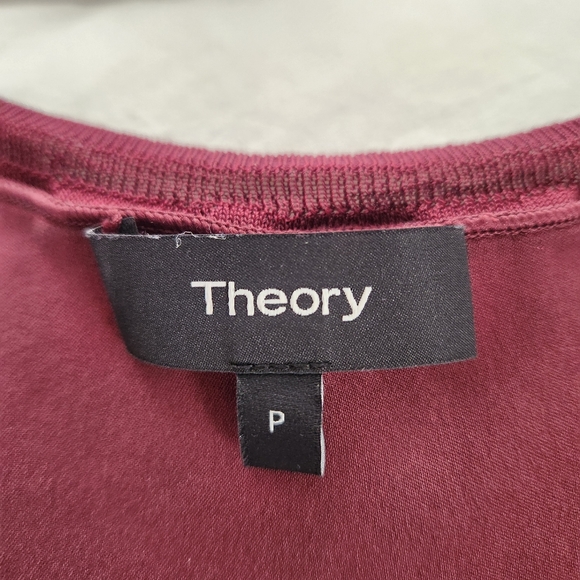 Theory Silk V Neck Tank Top Size P - Picture 3 of 8